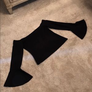 Off-the shoulder top